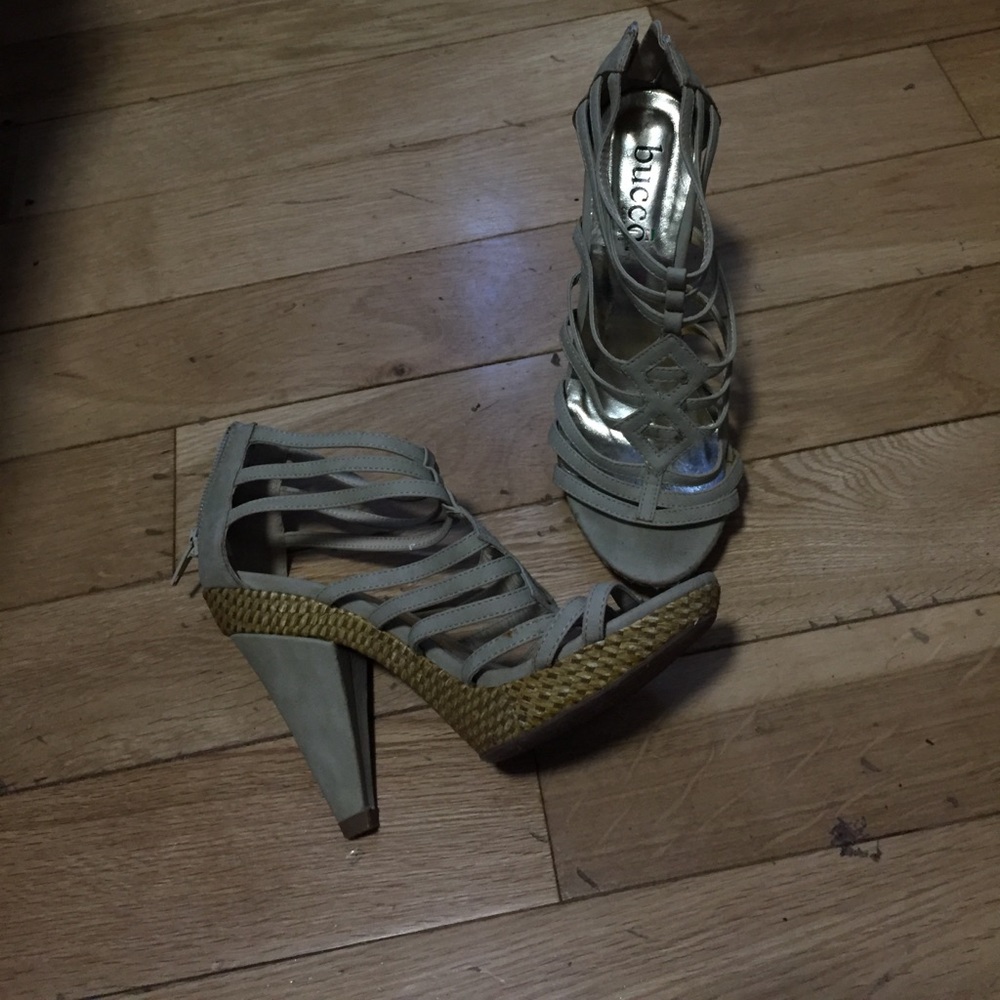 Bucco Capensis Heels